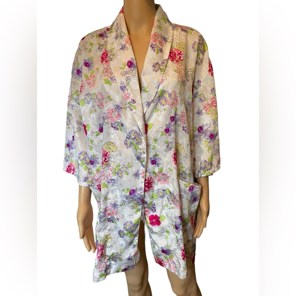 Victoria’s Secret Gold Label Vintage Cottagecore Satin Floral House Coat Robe